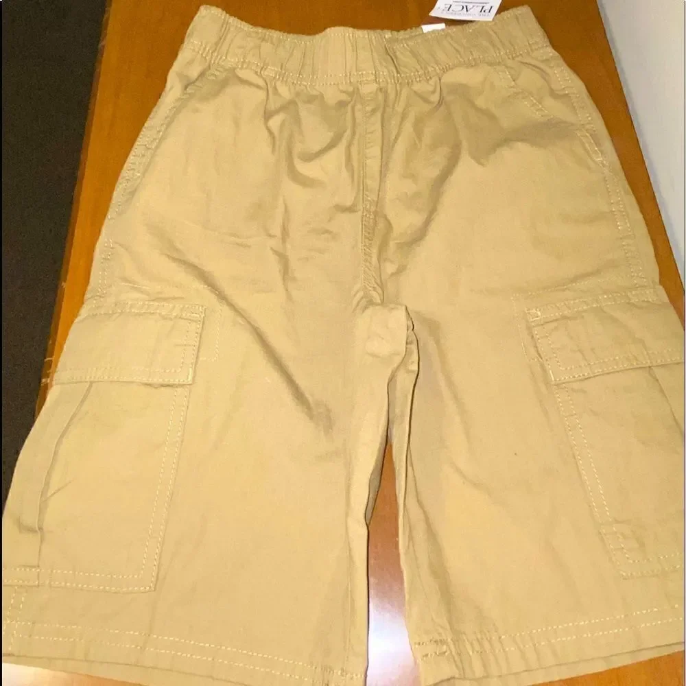 Nwt the childrens place khaki shorts